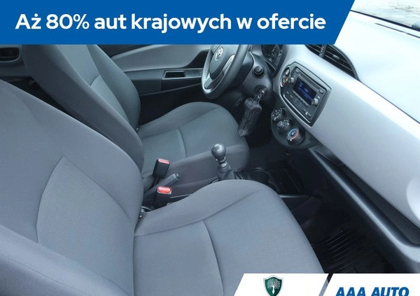 Toyota Yaris cena 53000 przebieg: 38043, rok produkcji 2020 z Gołdap małe 92